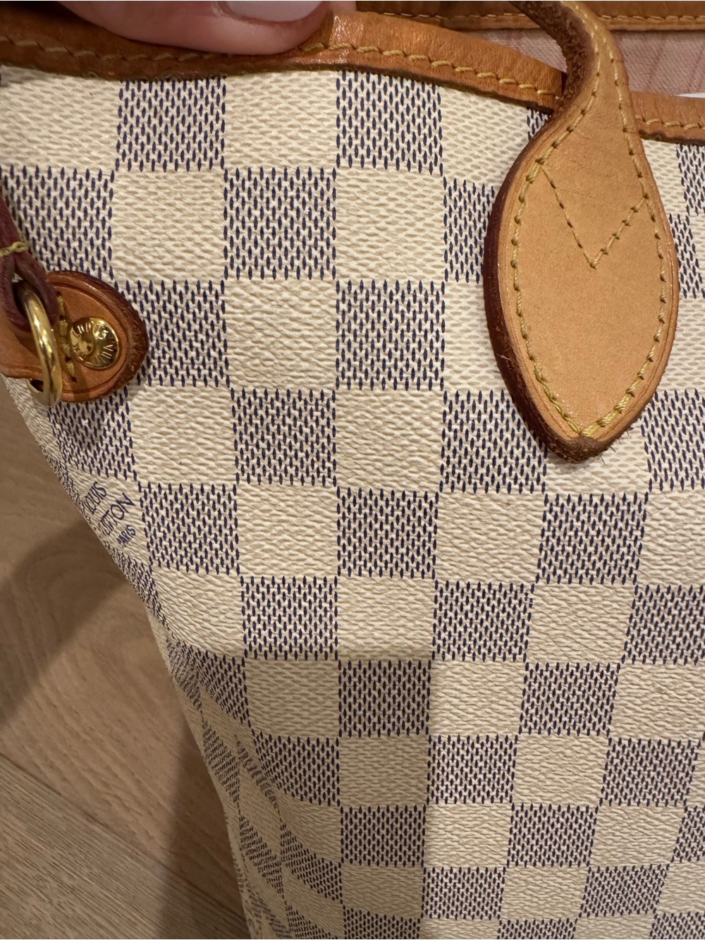 Louis Vuitton Damier Azur Canvas Tote Bag in White/Beige MM - Picture 8 of 16